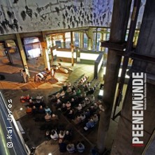 Fluchtgeschwindigkeiten - Von Planetenr&auml;umen und Allmachtstr&auml;umen