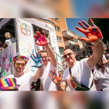 CSD 2026 in K&ouml;ln | Deutzer Br&uuml;cke, Bayer Wagen