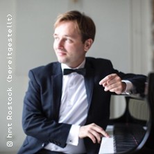 Eine musikalisch-poetische Reise - Klavierabend