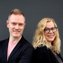 Your Darkness - So finster der See | Lesung mit Michaela Metzner und Mario Bekeschus