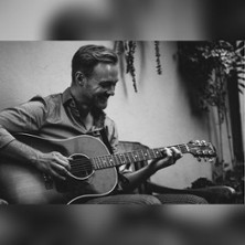 Risonanza: Akustik im Schloss - mit Marvin Scondo & G&auml;sten