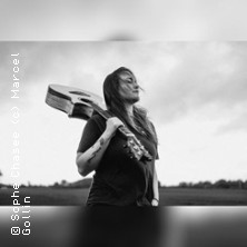 Sophie Chass&eacute;e (Gitarre, Gesang) |  Sp&auml;ts&uuml;nder Meisterkonzert - Elyra / Solune Tour