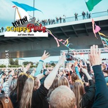 Schiffsparty auf dem Rhein