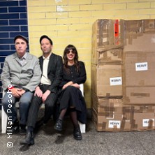 Acht Eimer H&uuml;hnerherzen