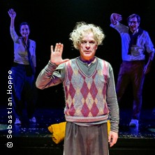 Auf der Suche nach dem verlorenen Bagger - Staatsschauspiel Dresden