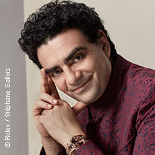 Rolando Villaz&oacute;n