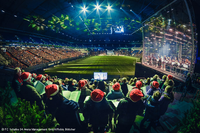 Weihnachtssingen auf Schalke 